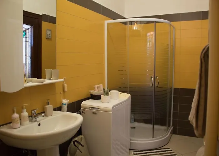 10 Modern Living In The Heart Of The Apartment